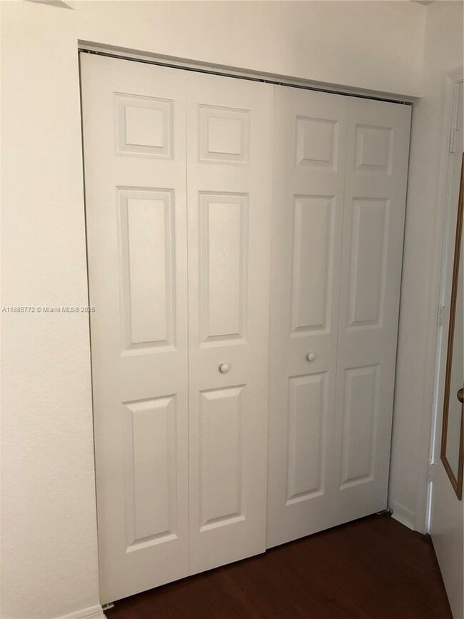 Building Photo - 2470 Cordoba Bend