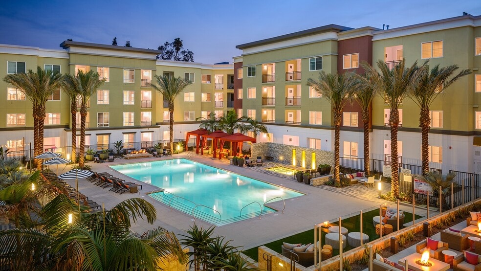 Building Photo - 88 at Alhambra Place