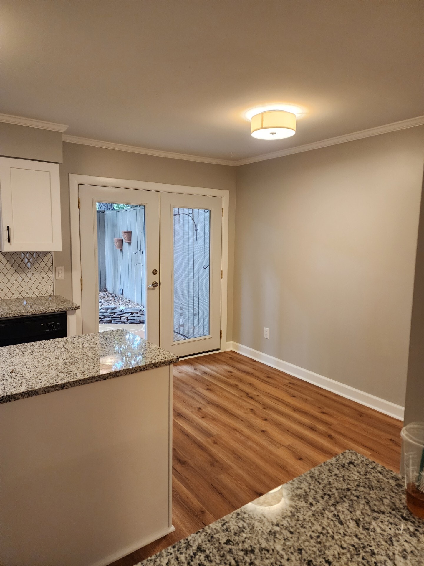 Kitchen view to back patio - 6967 Staghorn Ln