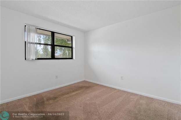 Building Photo - 9995 Nob Hill Ln