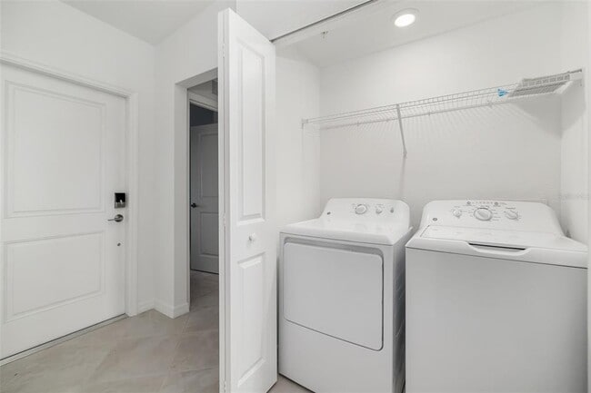 Building Photo - 19015 Scallop Lp