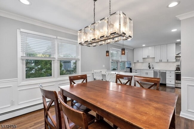 Building Photo - 16 Providence St