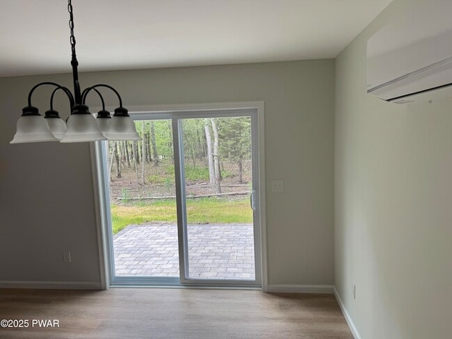 Building Photo - 125 Cobblestone Dr