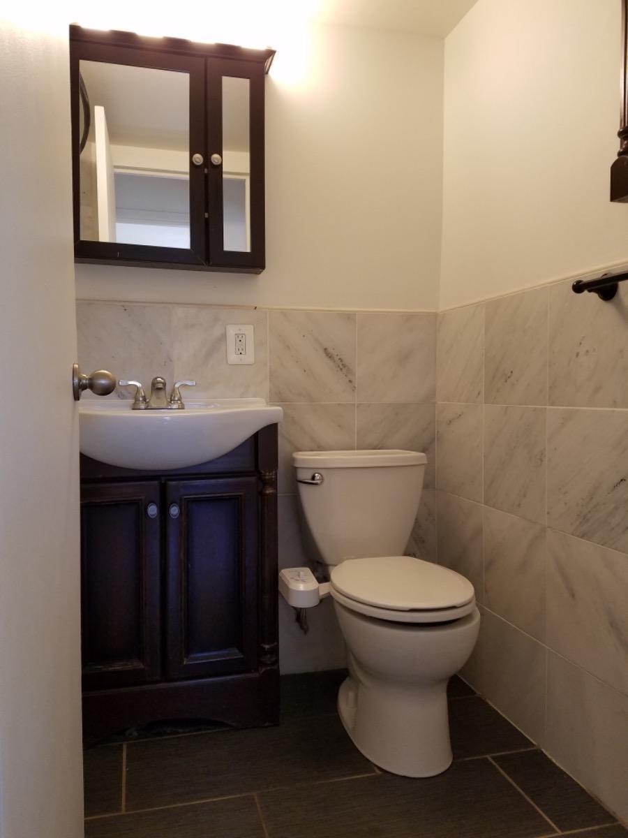 Building Photo - 510 Putnam Ave