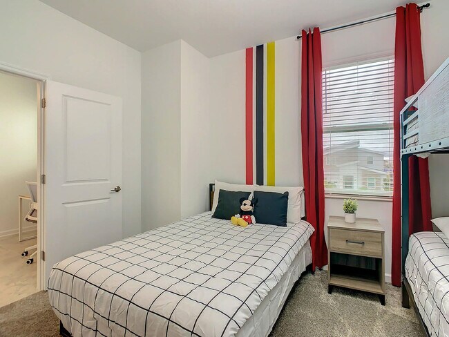 Building Photo - 9335 Sommerset Hills Dr