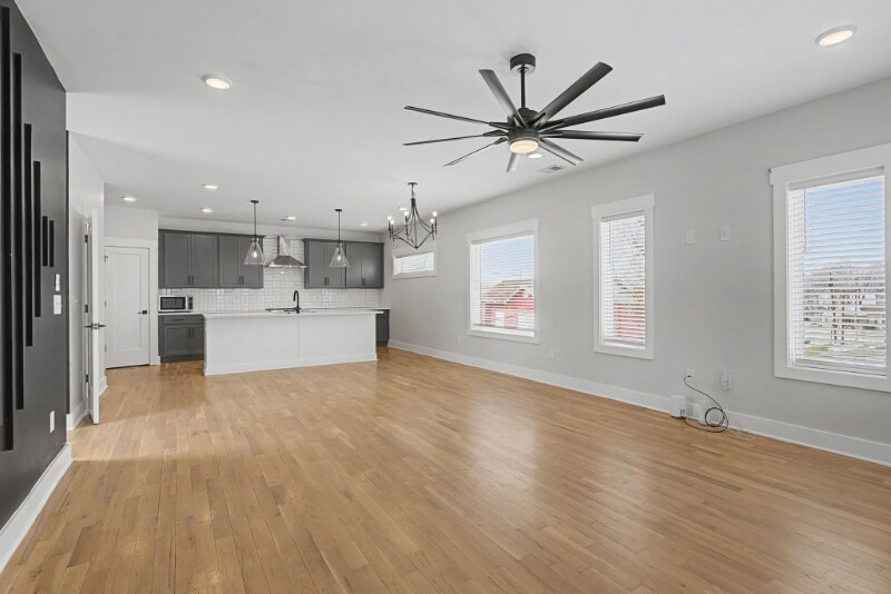 Building Photo - 115 Green St