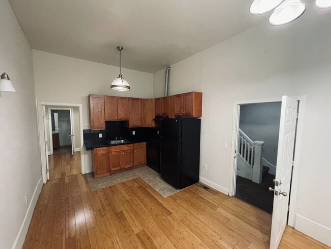 Building Photo - 42 N 10th St