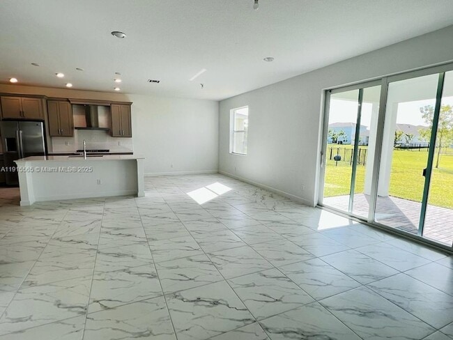 Building Photo - 1079 Haywagon Trl