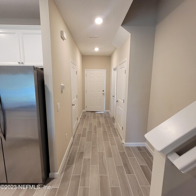 Building Photo - 51 Appleton Ct