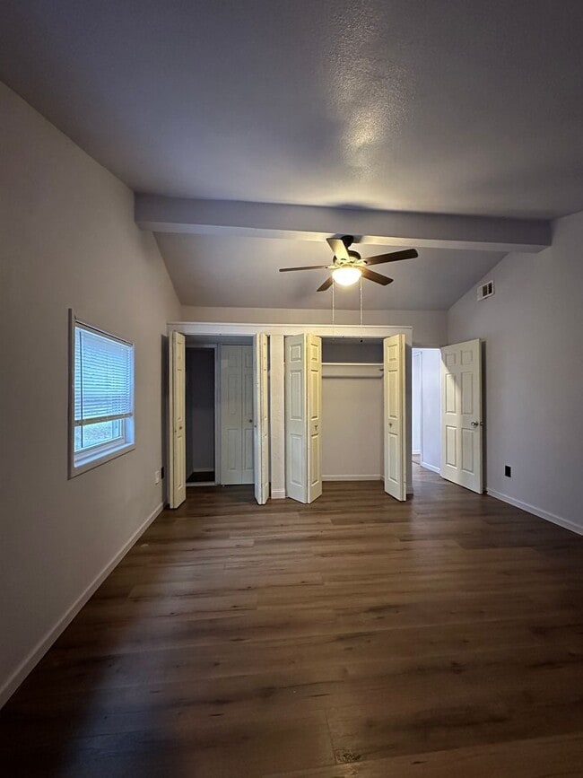 Building Photo - $1,900.00 MOVE-IN-SPECIAL