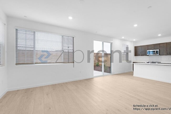 Building Photo - 8492 Anker Wy