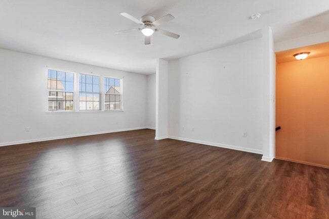 Building Photo - 81 Vespucci Ln