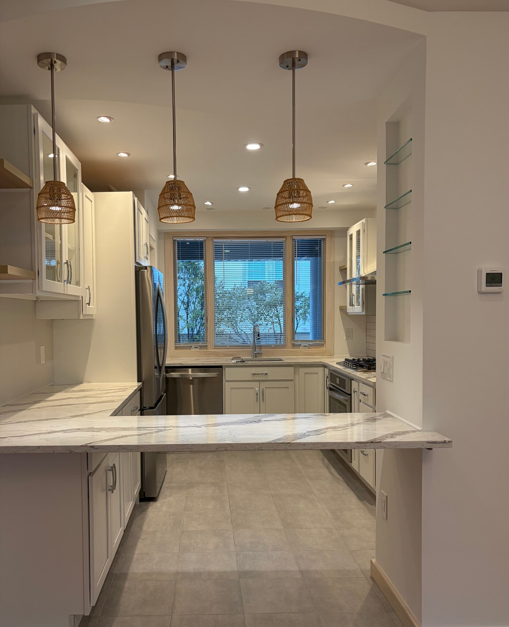 Building Photo - 25 Bogert Pl