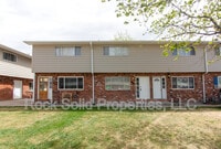 Building Photo - 4721 Hickory Pl