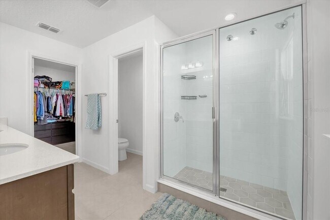 Building Photo - 2508 Cedar Rose St