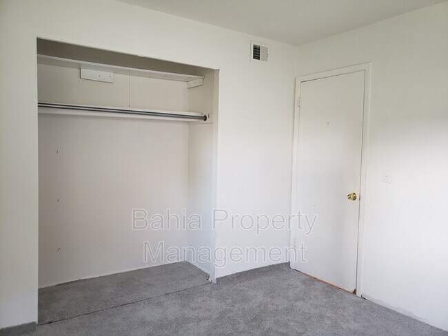 Building Photo - 4654 Alhama St