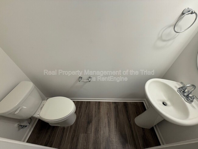 Building Photo - 206 Solacium Ln