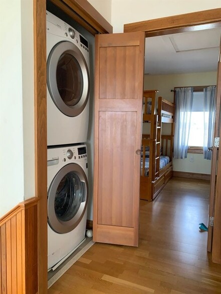 Building Photo - 1665 Ocean