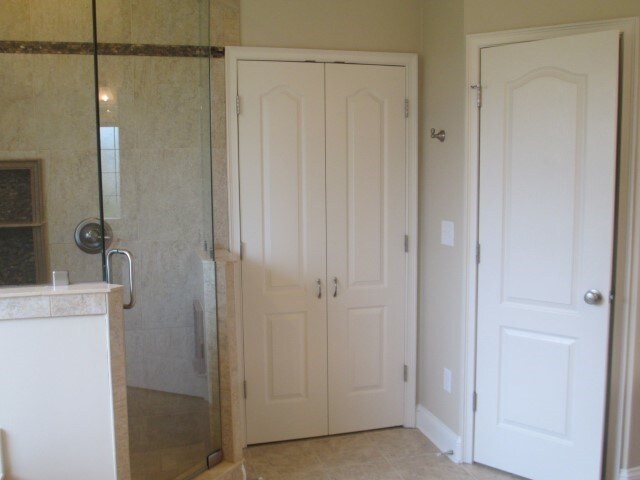 Building Photo - 714 Dove Creek Cir