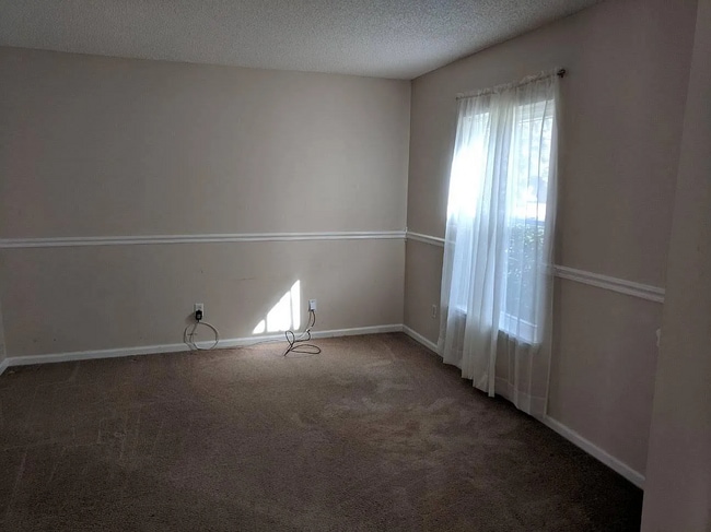 Living Room 02 - 23996 Creek Parke Cir