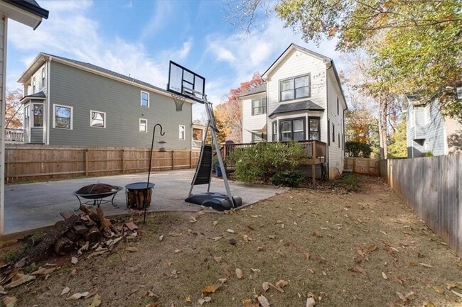 Building Photo - 3111 Alston Dr