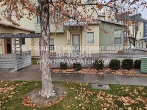 Building Photo - MOVE IN SPECIAL 1/2 off 1st months rent 3 Bedroom 2.5 Bath plus Bonus Room Town Home in Daybreak