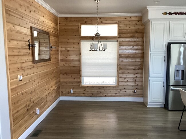 Building Photo - Live Oak