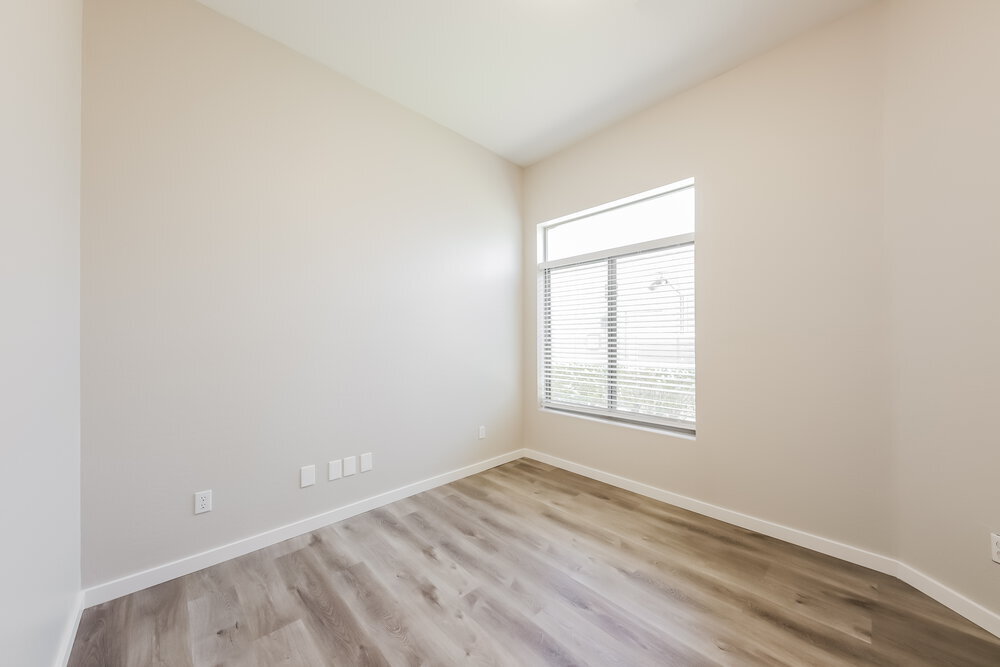Building Photo - 6836 S 38th Pl