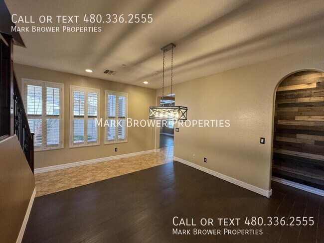Building Photo - 21104 W Sage Hill Rd
