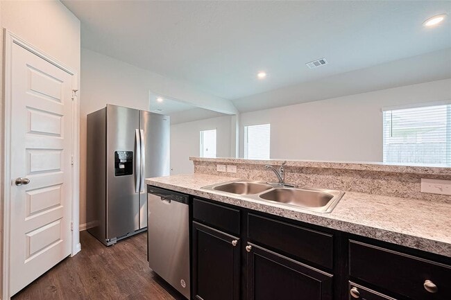 Building Photo - 22548 Cormorant Ct