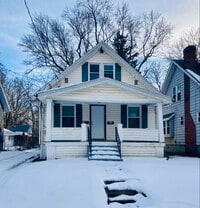 Building Photo - 958 Hunt St