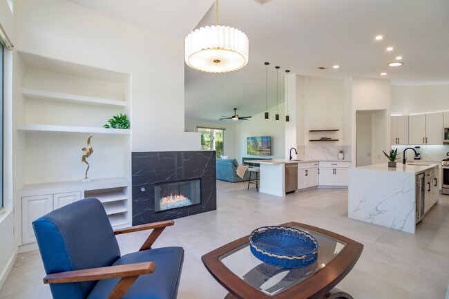 Building Photo - 67568 S Laguna Dr