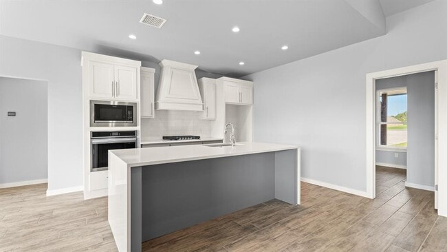 Building Photo - 17859 Salem Rd