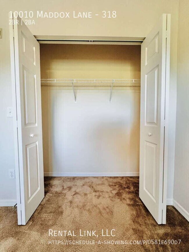 Building Photo - 10010 Maddox Ln