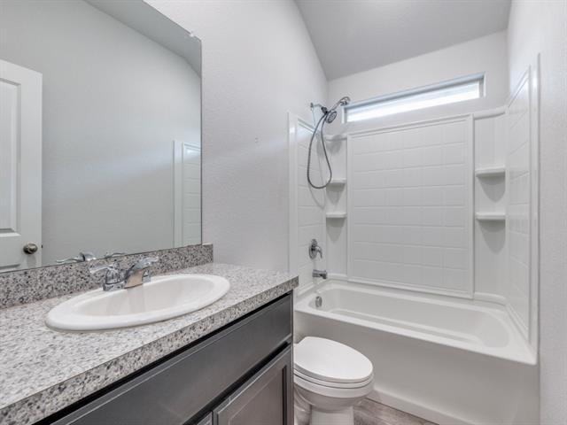 Building Photo - 545 Houndstooth Dr