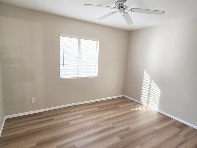 Building Photo - Remodeled 3-bedroom at Cooper and Warner/Ray