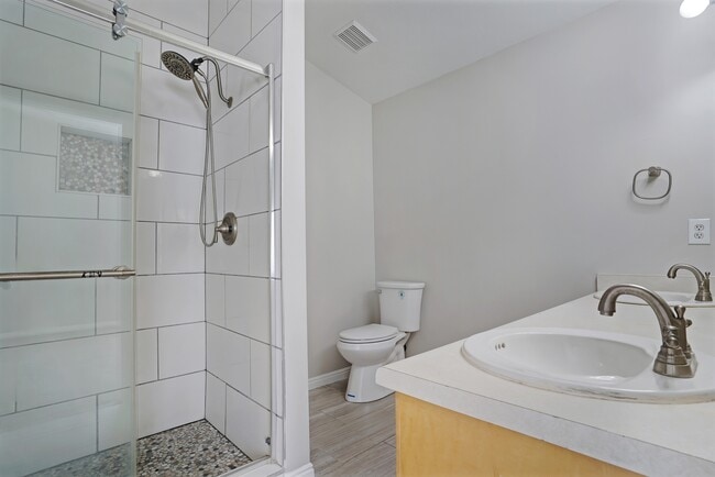 Building Photo - 623 W 930 N