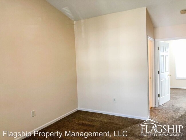 Building Photo - 3001 MacGregor Downs Rd