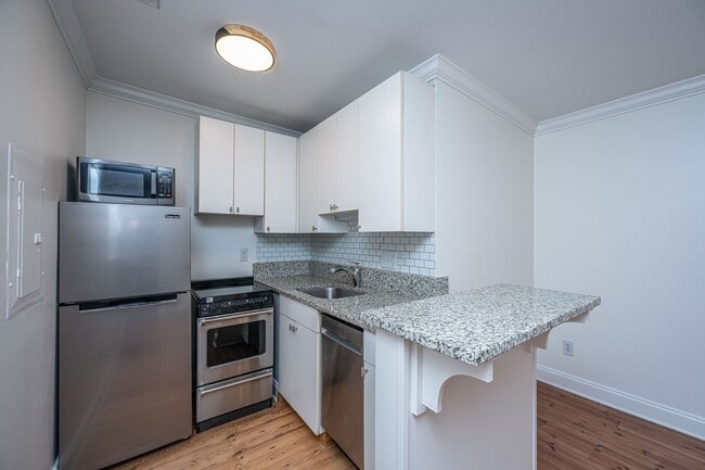 Building Photo - Historic Charm Meets Downtown Energy on King Street