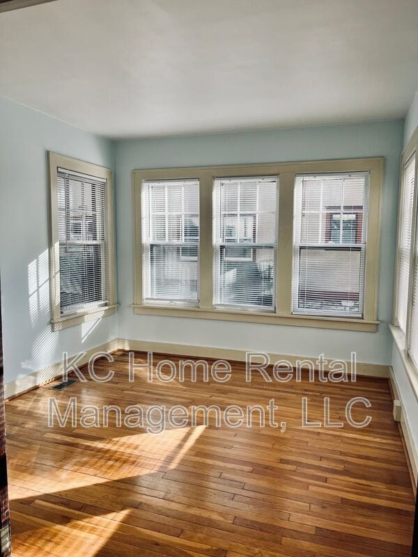 Building Photo - 3725 Locust St
