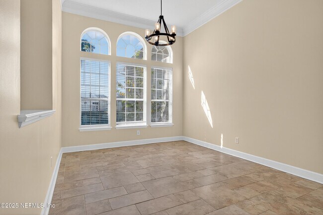 Building Photo - 577 Hunters Grove Ct