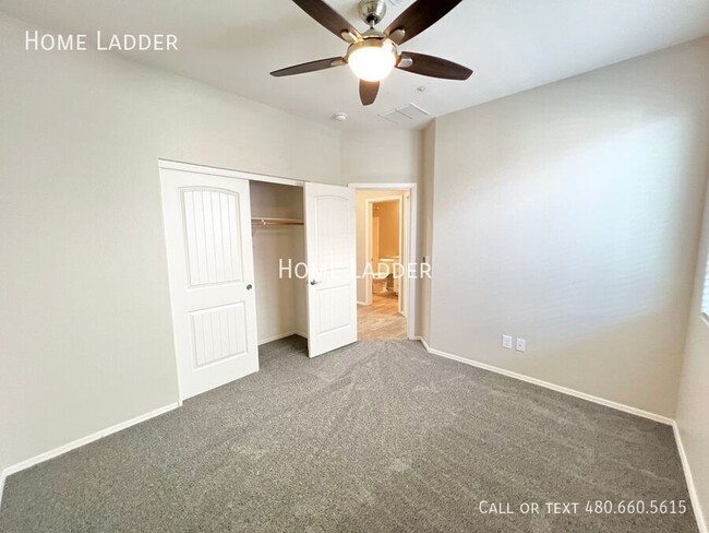 Building Photo - 3687 E Rakestraw Ln
