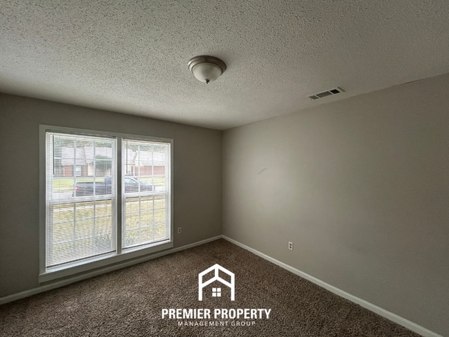 Building Photo - 4061 Keynon Dr