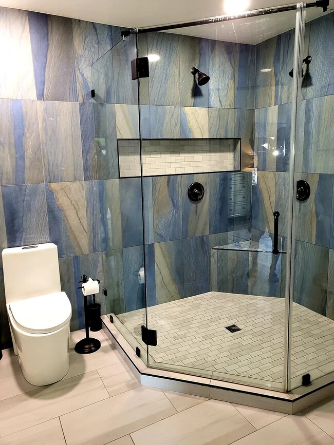 Building Photo - 4 Bedroom Home in the Hosp Grove Area of Olde Carlsbad