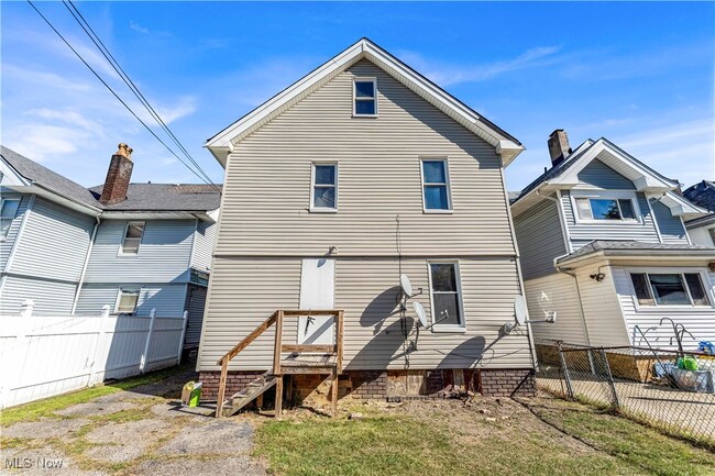 Building Photo - 414 E 147th St