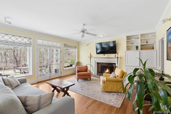 Building Photo - 110 Greenleaf Ln