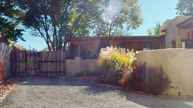 Building Photo - This historic South Capitol home with incr...