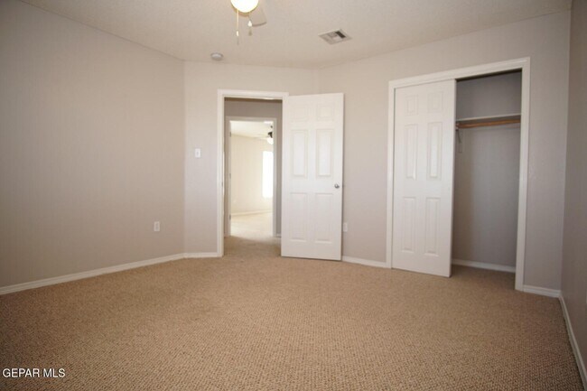 Building Photo - 14348 Smokey Point Dr