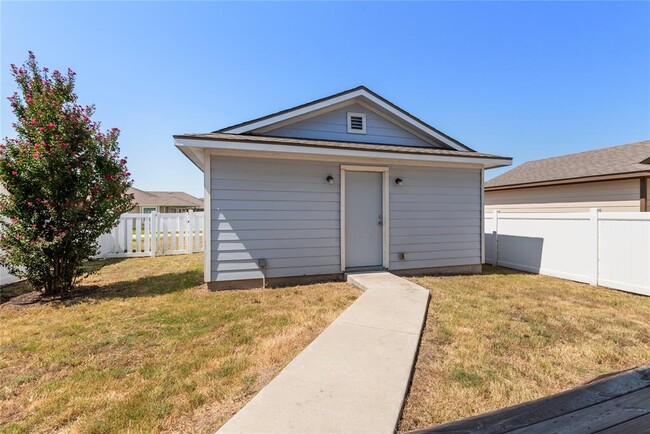 Building Photo - 413 Cane River Rd
