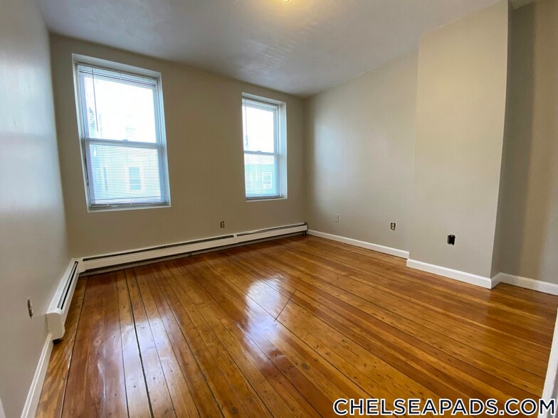 Building Photo - 67 Shawmut St